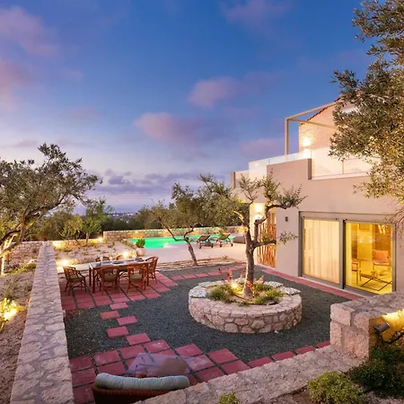 Lily's Lemonia Villa *